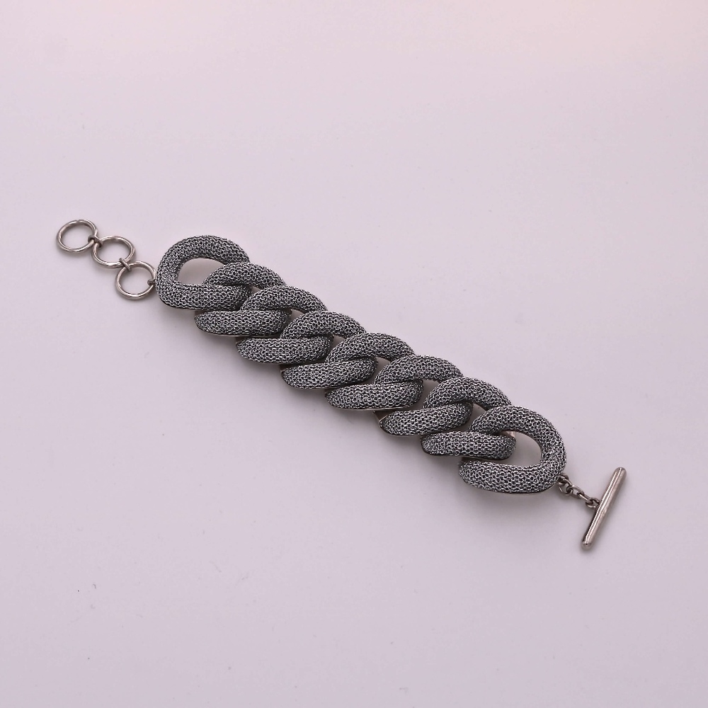A&M Silver Mesh in Metal Large Links Bracelet